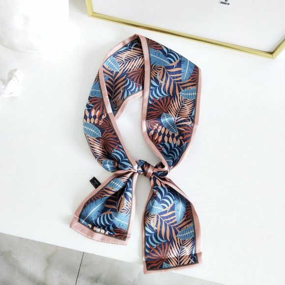 💕LAST ONE Floral silky scarf Hair Scarf - Picture 8 of 8